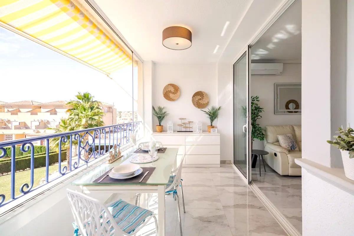 Penthouse Bellavista With Sea Views Leilighet Torrevieja Eksteriør bilde