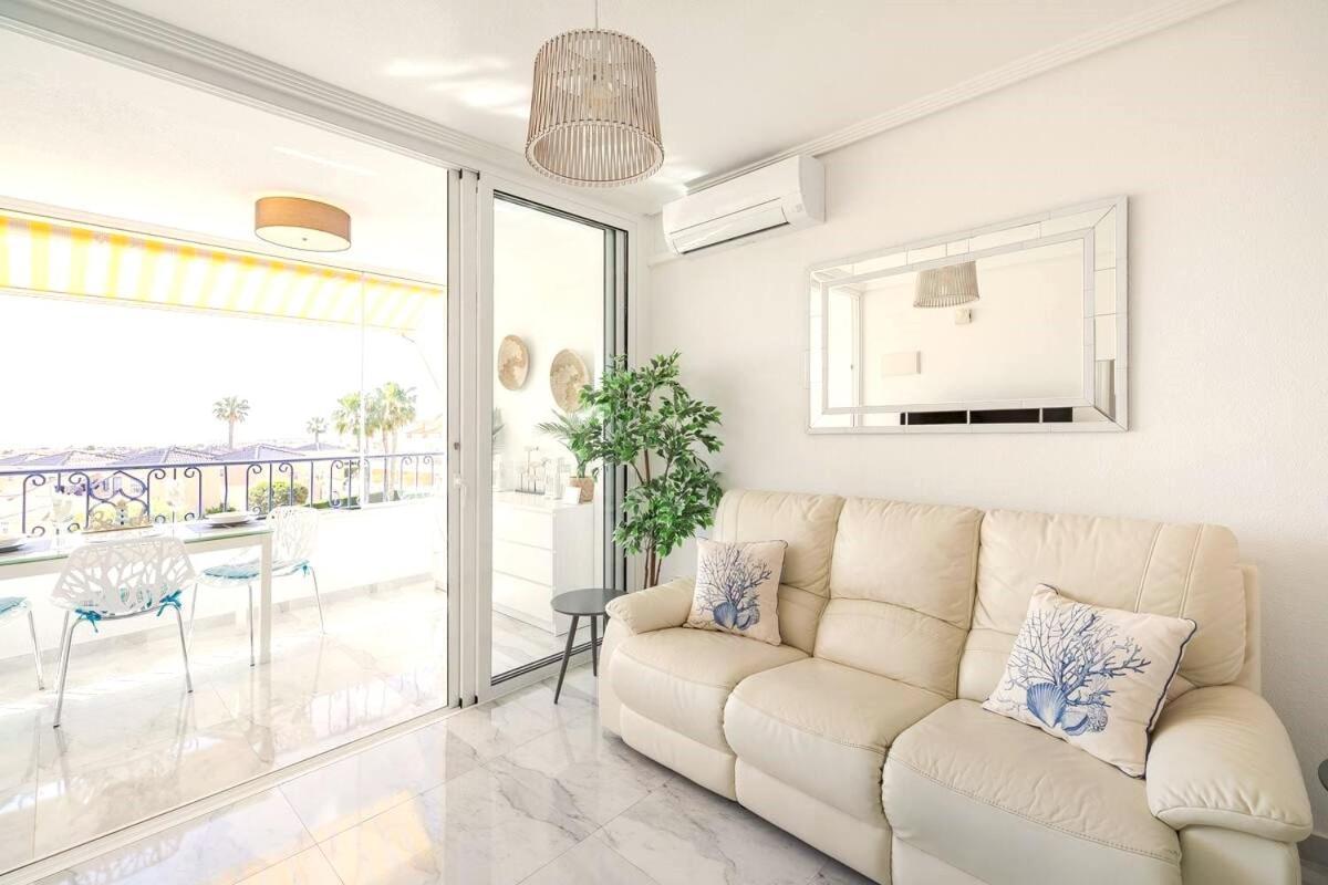 Penthouse Bellavista With Sea Views Leilighet Torrevieja Eksteriør bilde